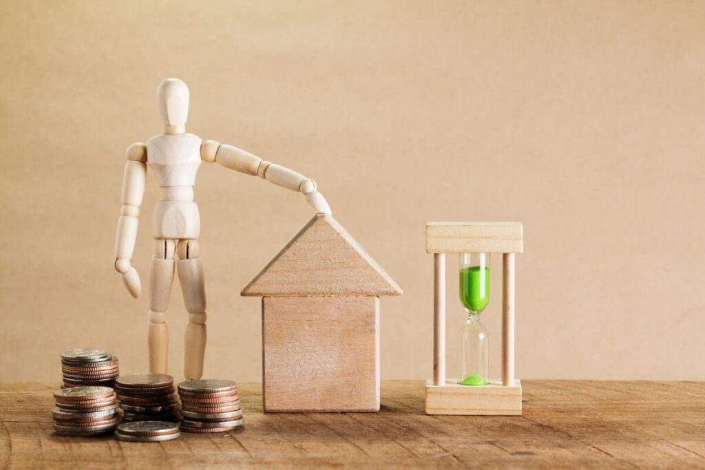 Easy-Access vs Fixed-Rate Savings
